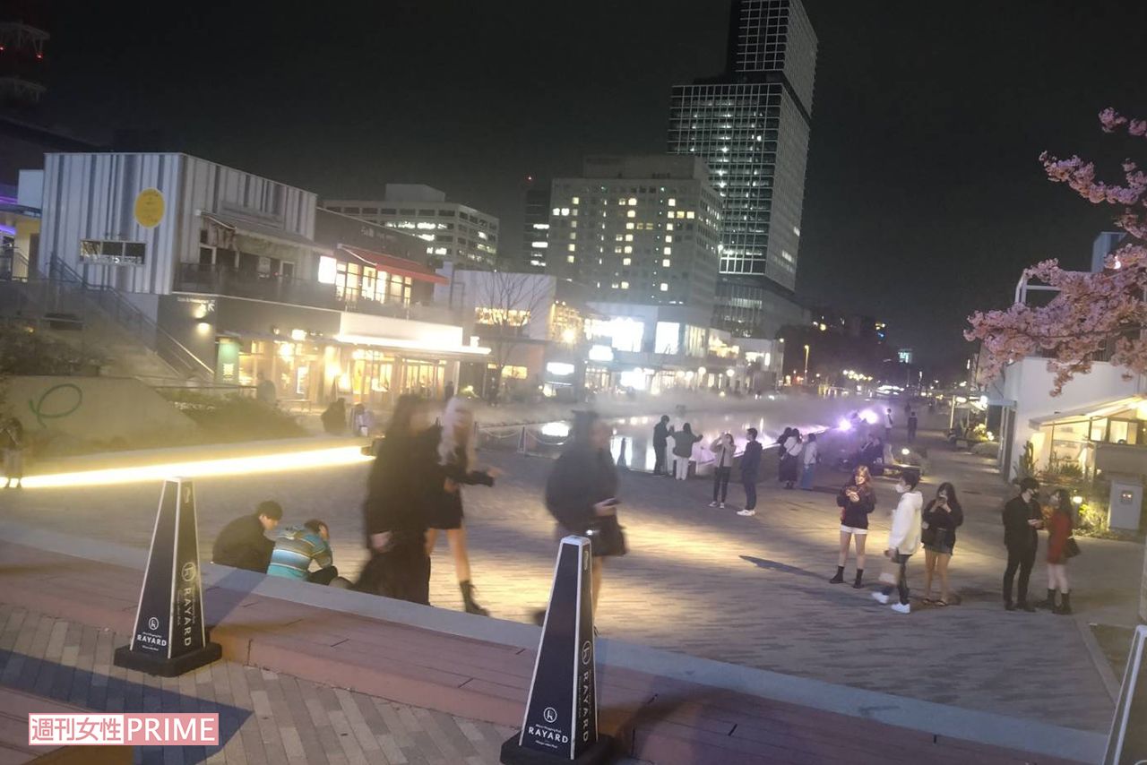 広場の閉鎖後、ドン横キッズたちが集まり出した『オアシス21』