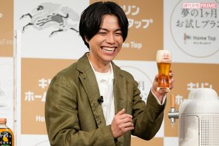 会員制生ビールサービス『キリンホームタップ』CMに出演するジャニーズWESTの重岡大毅