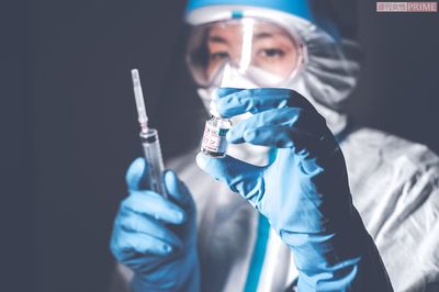 国は医療従事者、高齢者などへの優先的なワクチン接種開始を検討　※写真はイメージです