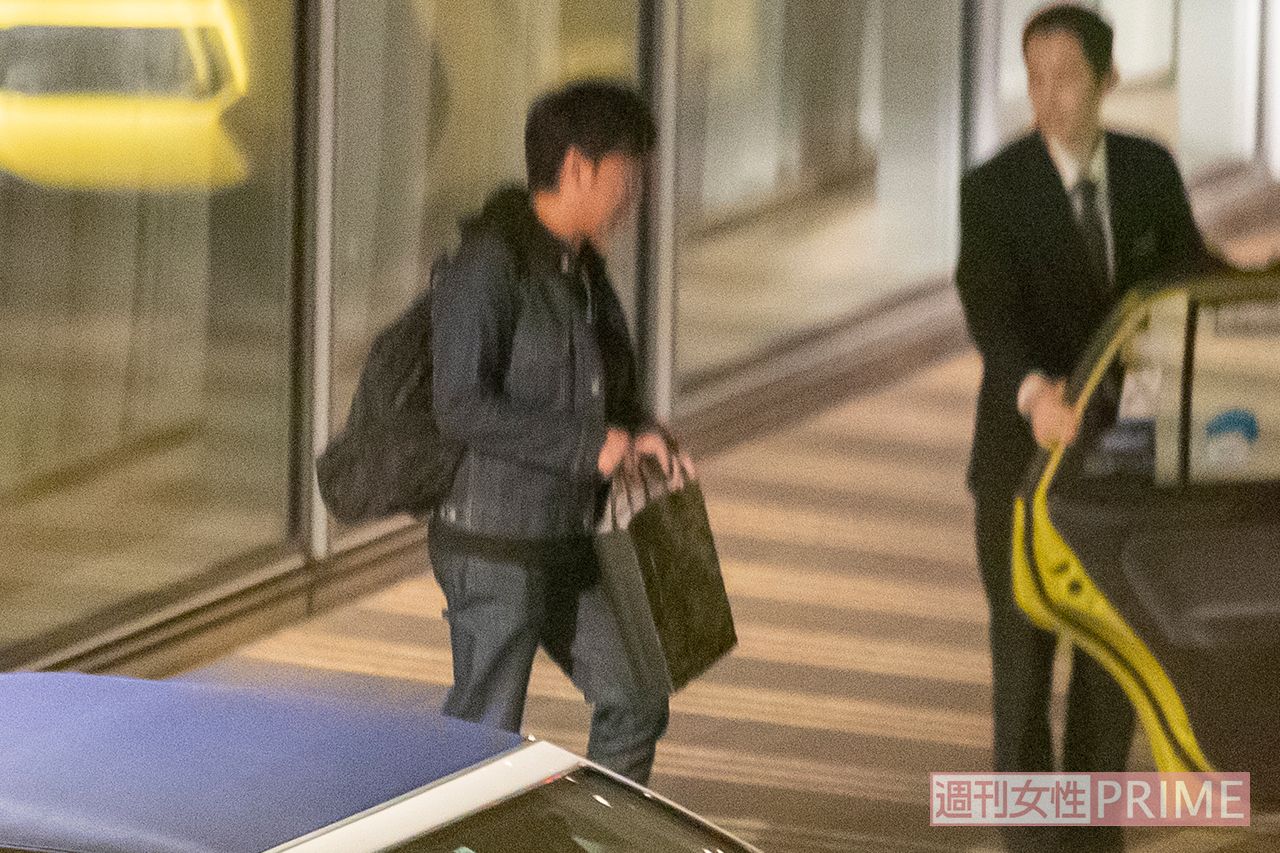 激励会に参加したスピードワゴン小沢一敬