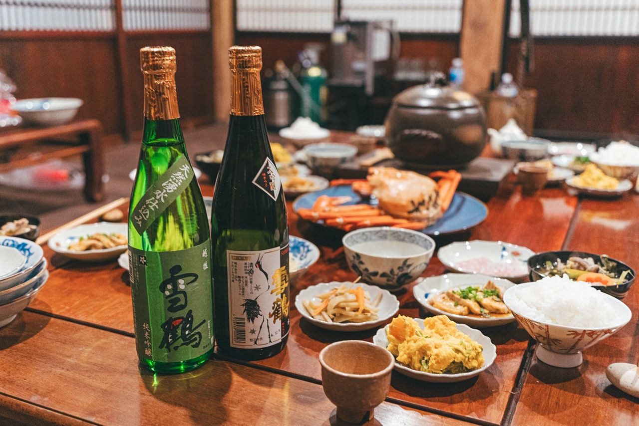 「一村貸し」で話題を集めている新潟県糸魚川市の山間地にある市野々集落にある「宿屋堂道」　写真提供／株式会社伝燈
