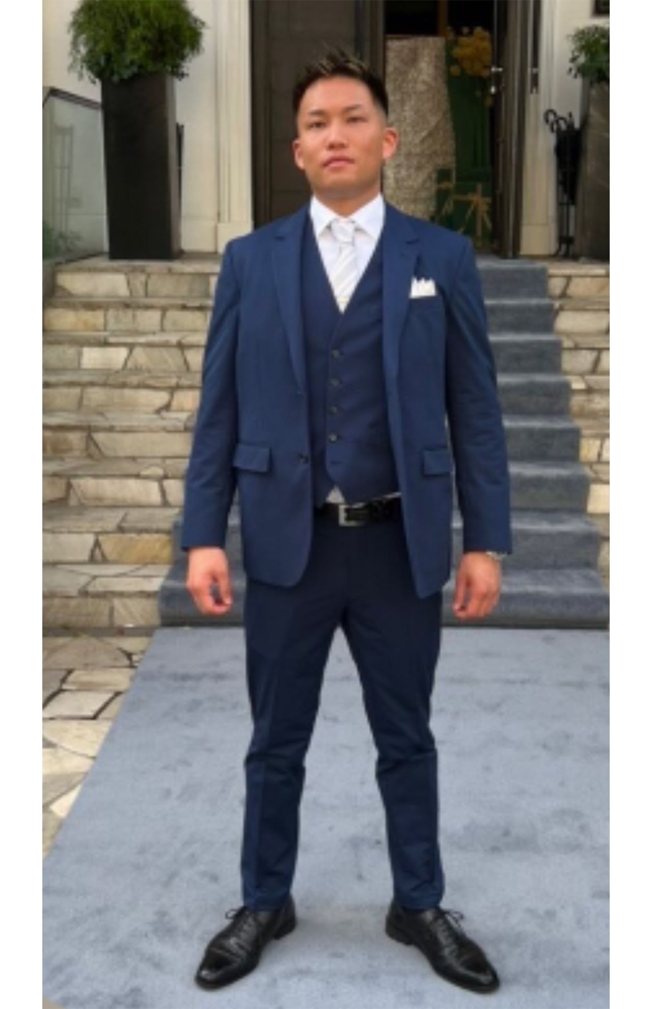 刈り上げ、細眉がトレードマークの木村芳稀容疑者（木村容疑者のSNSより）