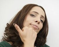 フィフィ「アイドルが恋愛禁止?　そんなご時世じゃないよ」