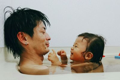 あれ、この人パパじゃないでしゅね　※画像はイメージ