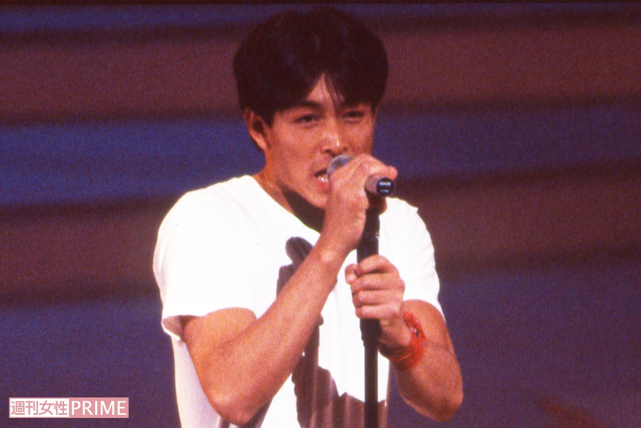 白Tシャツが似合う、吉田栄作