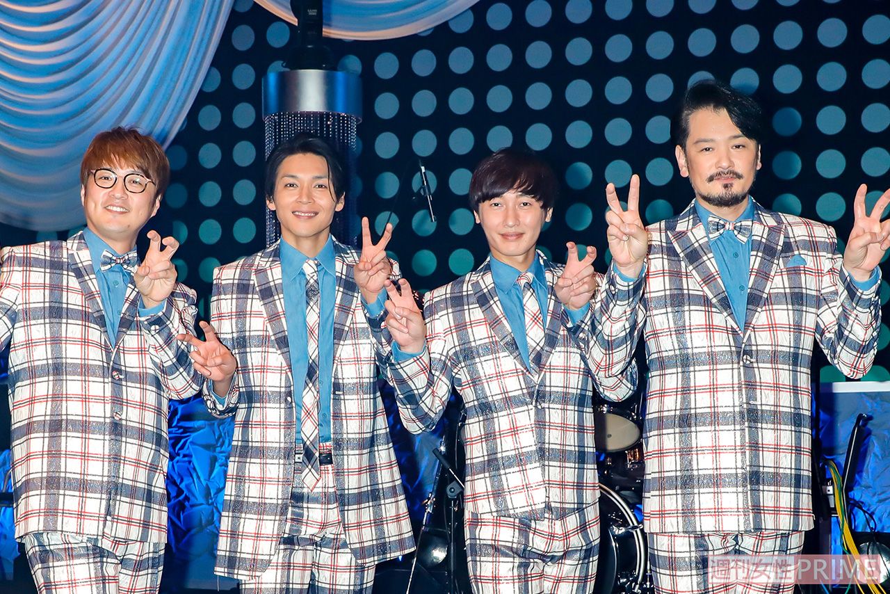4人組ムード歌謡グループ『純烈』（左から）酒井一圭、白川裕二郎、後上翔太、LiLiCoの夫の小田井涼平
