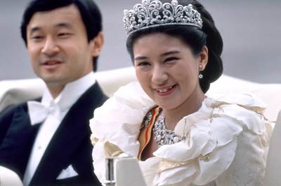 '93年6月のご成婚パレードでは沿道に約19万人が集まった