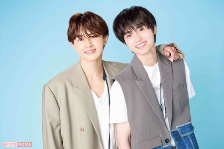 草川拓弥（左）と西垣匠（右）