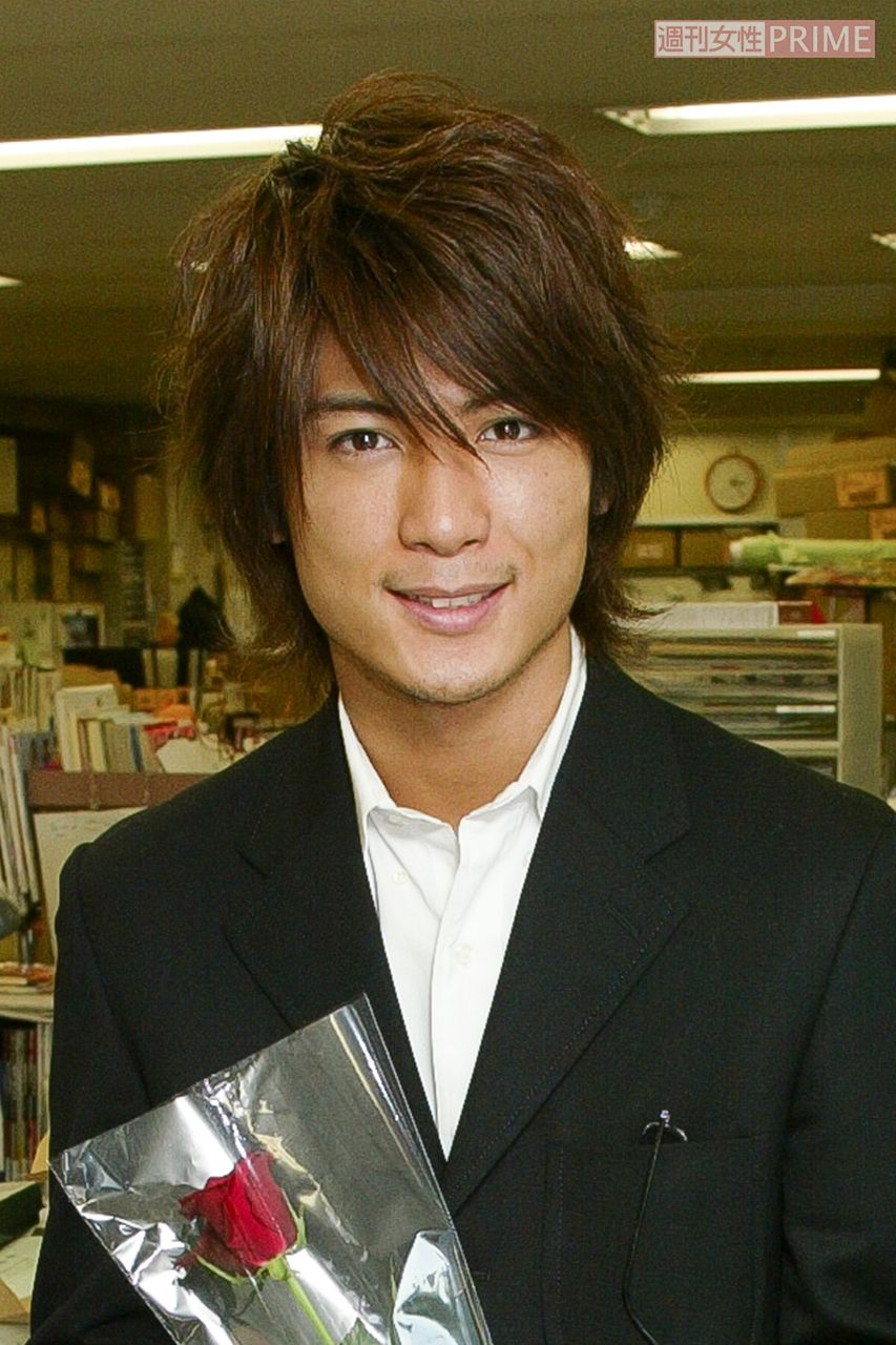 玉山鉄二…当時20歳。『百獣戦隊ガオレンジャー』（’01年）に途中加入し、大神月麿／ガオシルバーとして活躍。その後、朝ドラ『マッサン』に男性俳優として19年ぶりに主演した