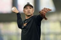 「居場所がない」楽天退団の田中将大が巨人キャンプで“ひとりぼっち”の腫れ物扱い？若手選手も「怖かった…