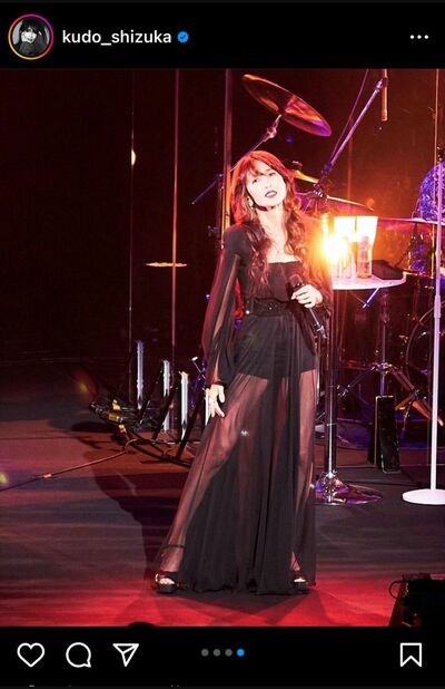 「静香さんらしい衣装で素敵。これは正解だと思います」（弓桁さん）（本人インスタグラムより）