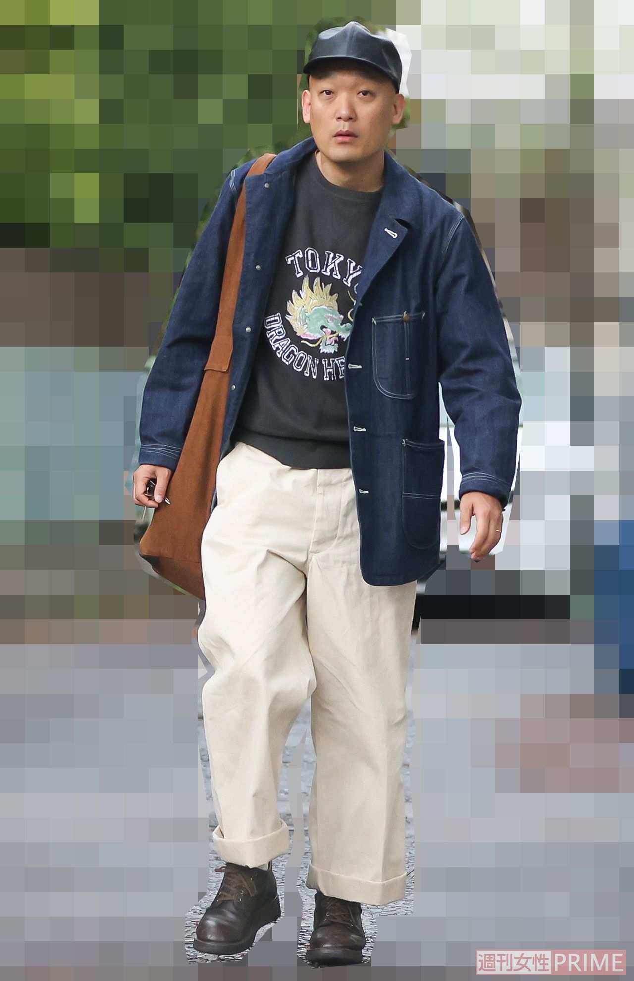 記者の直撃に驚きの表情を見せるみなみかわ