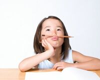 子どもの｢整形してもいい？｣の質問に｢芸能界見てごらん｣