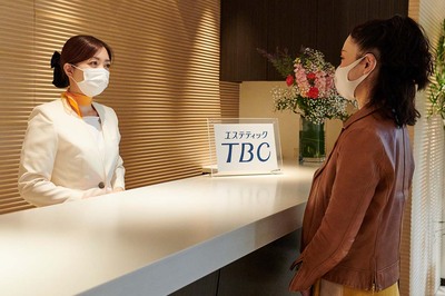 シニア人生に向けた準備「介護脱毛」という選択肢ーー編集部員が 1,000円で「終わりのある*脱毛」を体験し…