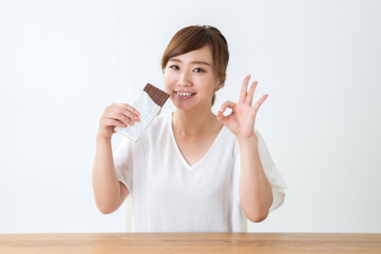 動脈硬化予防につながるダークチョコレート。過酸化脂質の割合を減らしてくれたり、血圧を下げる効果も　※写真はイメージです