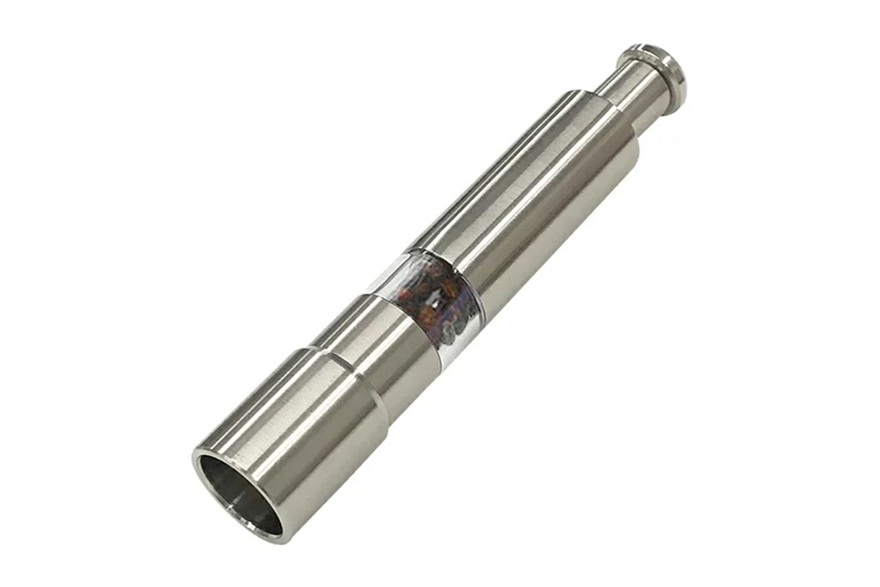 ワンハンドスパイスミル　550円　DAISO