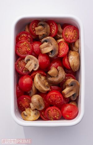 トマトのオイスターマリネ　撮影／廣瀬靖士