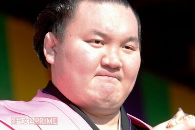 元横綱・白鵬氏、退職会見の1時間後にTikTokデビューで100万再生、トヨタが名乗りを上げた“スポンサー集め…