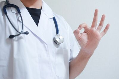 《眼科医解説》多くの高齢者が発症する「白内障」進行を遅らせる生活習慣と手術で頼れる名医の条件