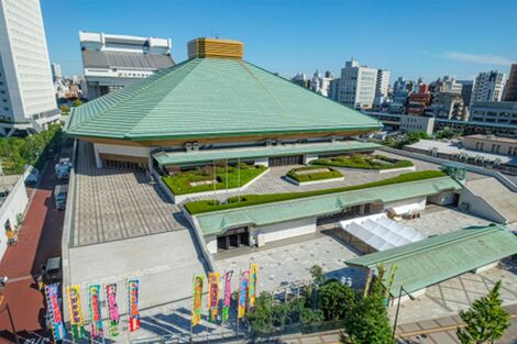《大相撲秋場所》国技館に大の里＆豊昇龍アイスが各900円で登場も「高すぎでしょ」強気設定に賛否、《次は安青錦でソーダ味？》のファン予想も