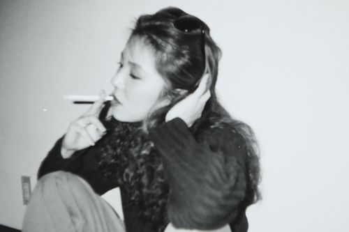 「大人ぶって吸っていたタバコも、大人になってやめました（笑）」と五十嵐さん