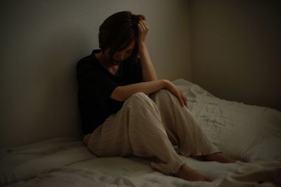 自殺願望を抱き続け死を迎えた女性たち、生前に聞いた深い「闇と病み」