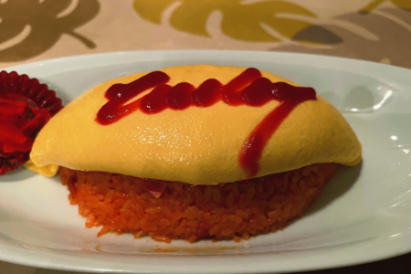 東京『フランキー＆トリニティ』ドルフィンオムライス　￥800