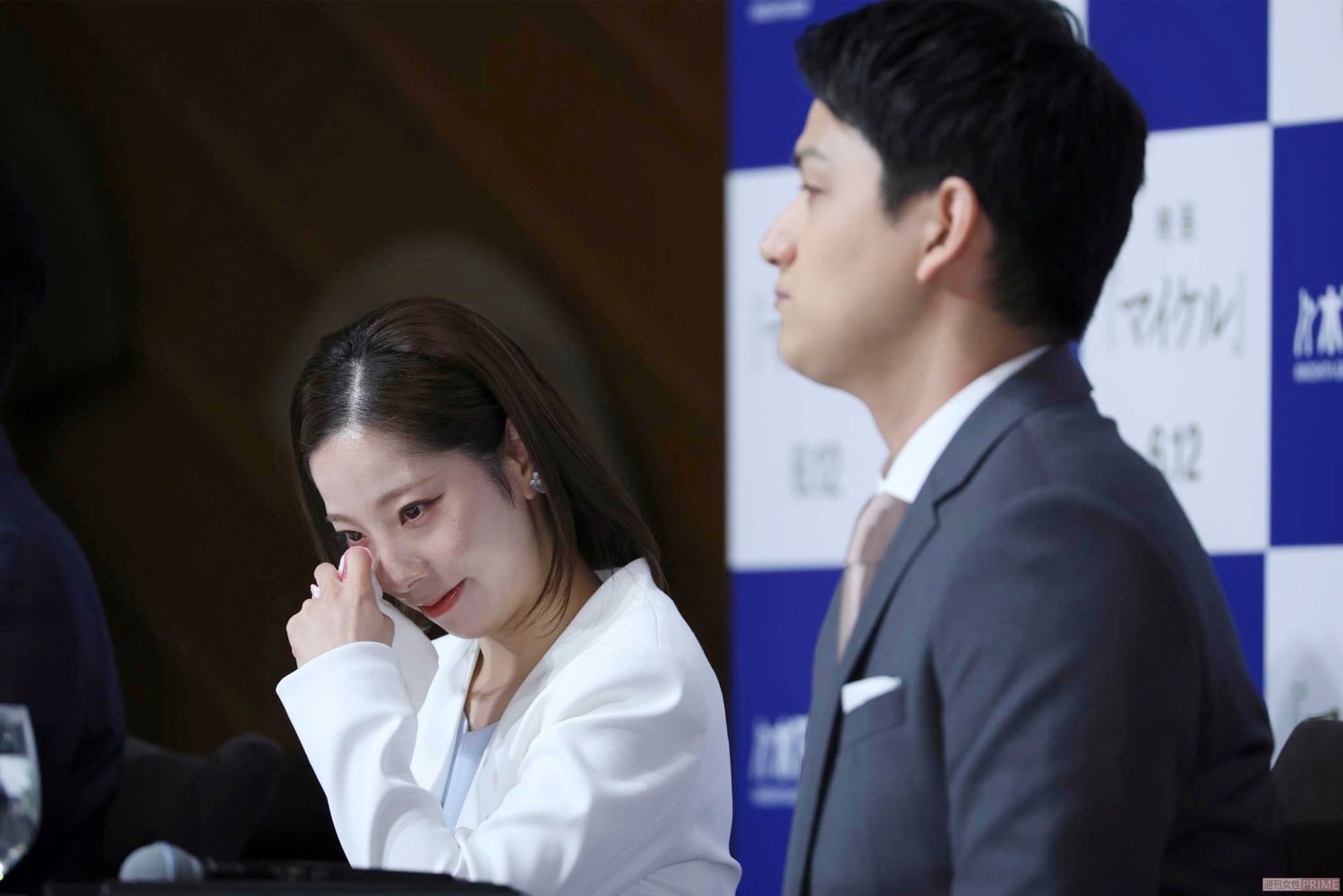 感極まった様子の三浦璃来