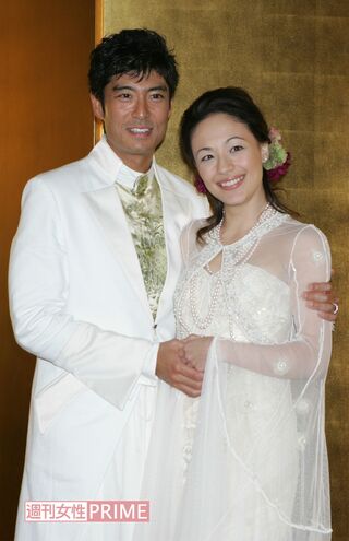 高嶋政宏とシルビア・グラブの結婚披露宴にて（'05年）