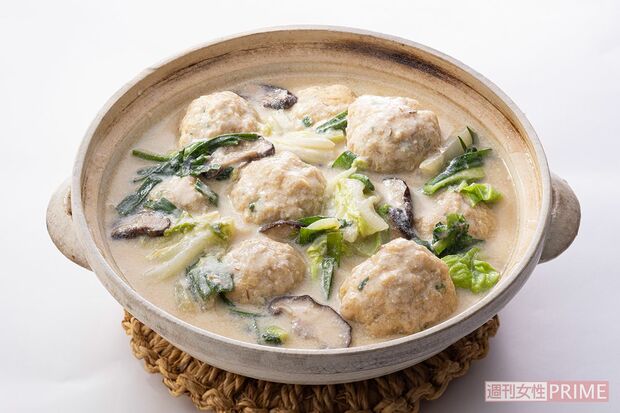 おから入り肉団子の豆乳仕立て（撮影／廣瀬靖士）