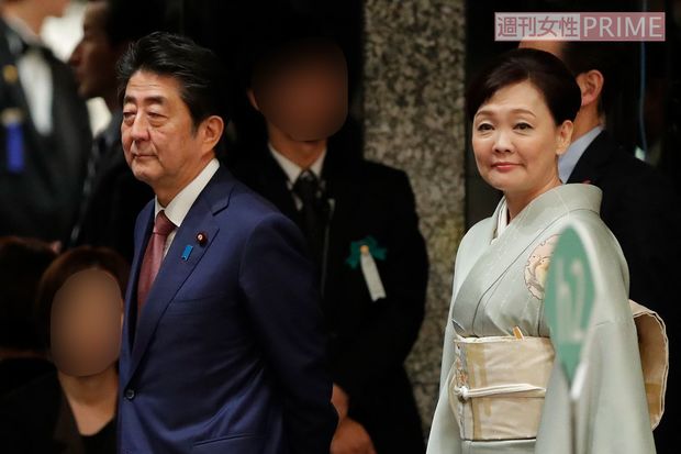内閣総理大臣夫妻主催晩餐会での安倍晋三首相と昭恵夫人（2019年10月）