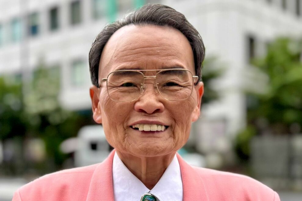 《あの元女性政治家は、今》井脇ノブ子さん「私には子どもが5万人いる」体重38kg減の現在も冷めぬ“教育熱…