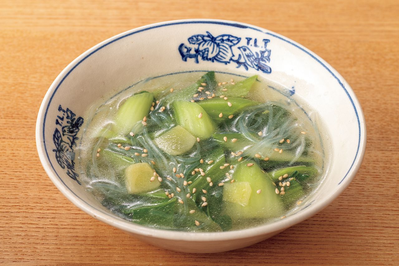 青梗菜（チンゲンサイ）の中国風春雨スープ