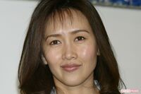 工藤静香、新作の油絵公開で「天は二物も三物も与えた」と話題、石坂浩二・押切もえら芸能人が続々と入選す…