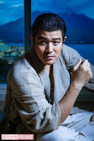 鈴木亮平　撮影／廣瀬靖士