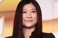 篠原涼子、息子・市村優汰のSNSで53歳の“ナチュラルな姿”に「やっぱりレベチ」の声…英語でやり取りする…