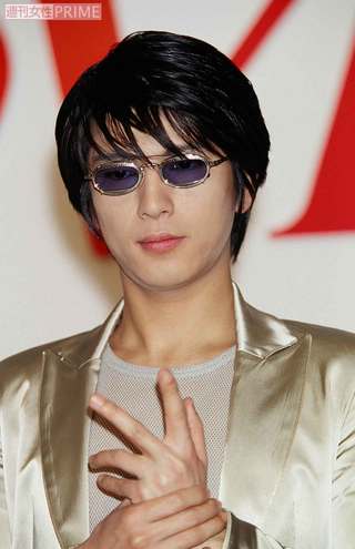 1998年フジテレビ系ドラマ『WITH LOVE』制作発表会での及川光博（2/3）