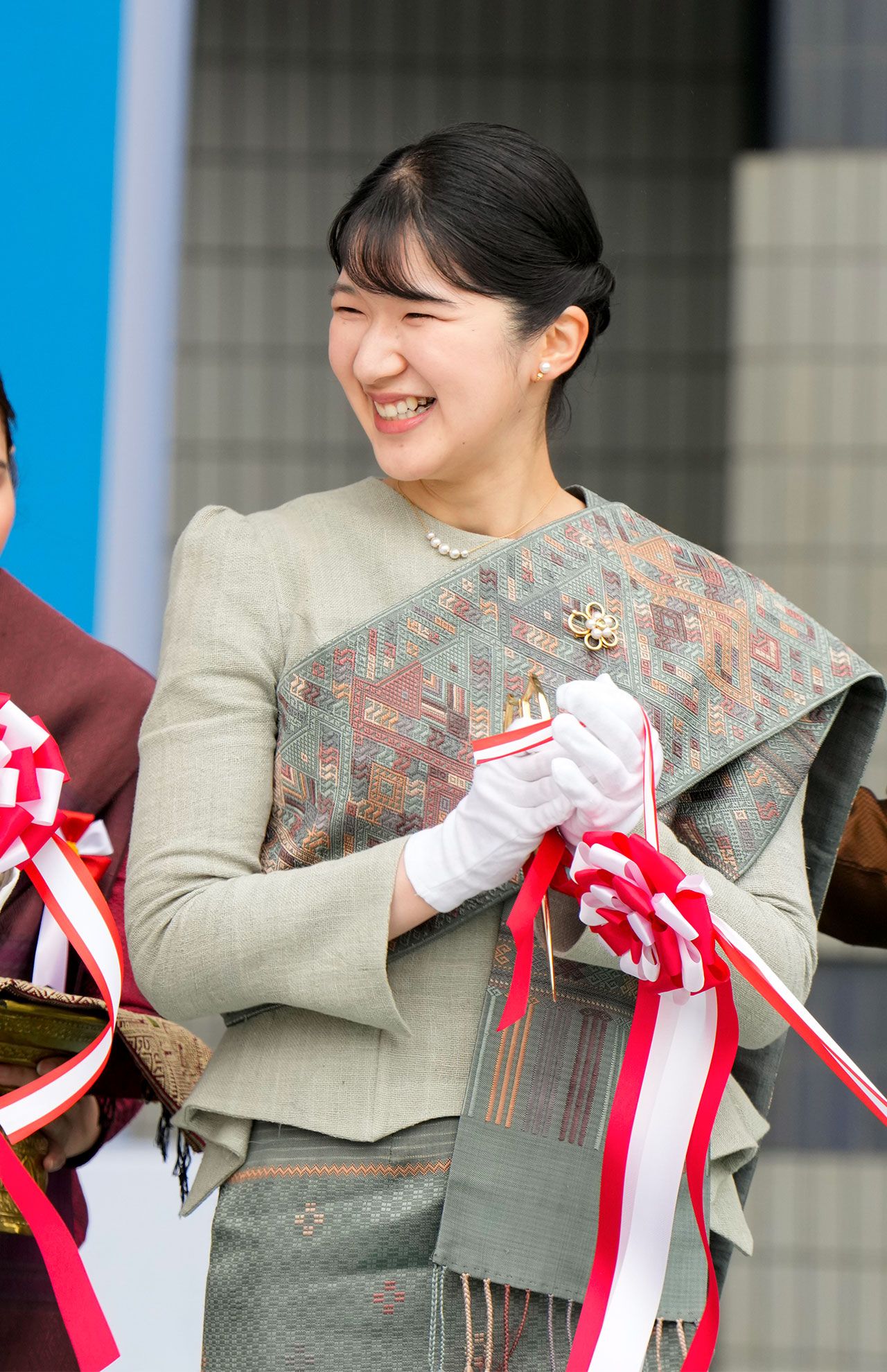 開会を告げるテープカットにも参加された愛子さま