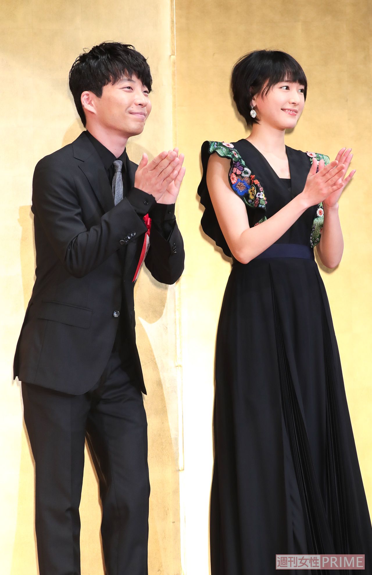 結婚した星野源、新垣結衣