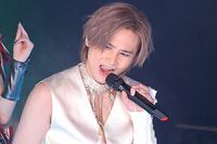 堂本光一「また夢の世界をみなさんと」4年ぶりのソロライブツアーで披露した全28曲・圧巻のステージをレポ…