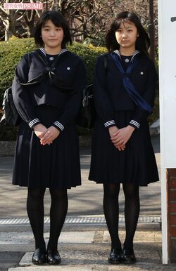 '10年3月、学習院女子中等科・高等科をそれぞれ卒業された眞子さんと佳子さま