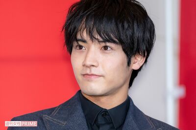 「不要不急の外出をしましょう」赤楚衛二主演Netflix実写映画『ゾン100』キャンペーンが炎上中「原爆バービ…