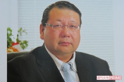 スマホ決済で3P5万円、男子高校生を買った小学校校長の「ズルイ素顔」