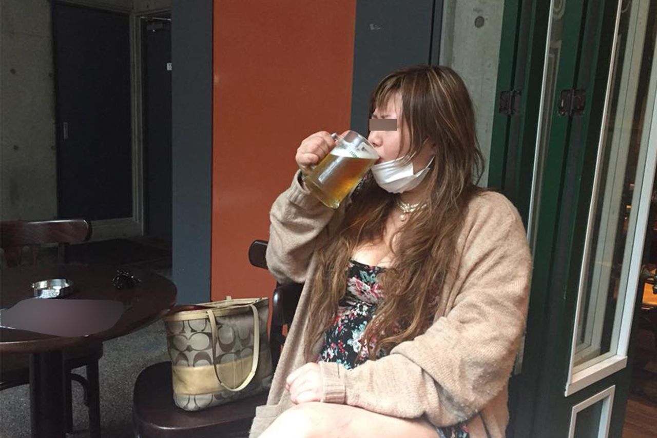 小山麻代容疑者（SNSより）