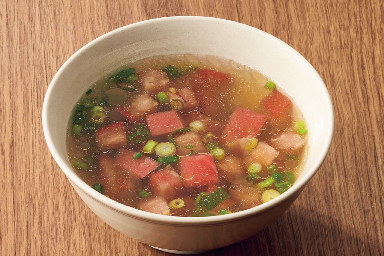 にんにく香るトマトスープ