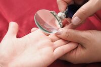 犯罪者から社長まで1万人以上を鑑定！元警察官の「手相刑事」が明かす、幸運を招くキラメキ線の見つけ方「…