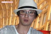 中居正広『ナカイの窓』で指原莉乃のスカートに棒を伸ばし…過去の“公開セクハラ”に批判殺到
