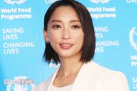 杏がフランス移住直前に不仲説があった父・渡辺謙と共演、断ち切りたかった“日本での未練”