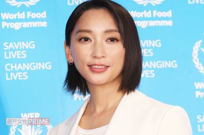 杏がフランス移住直前に不仲説があった父・渡辺謙と共演、断ち切りたかった“日本での未練”