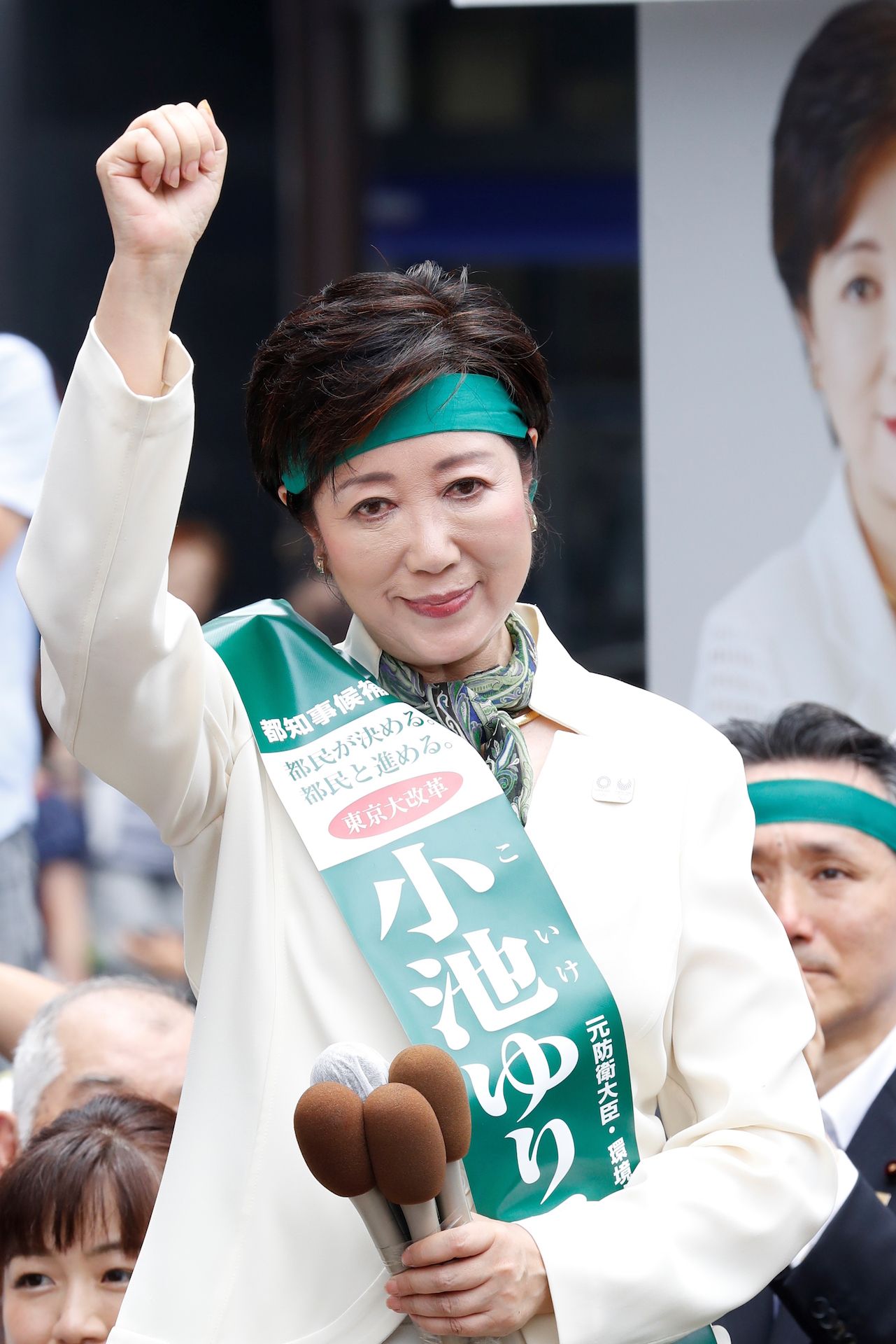 2912628票を獲得して当選した小池百合子氏